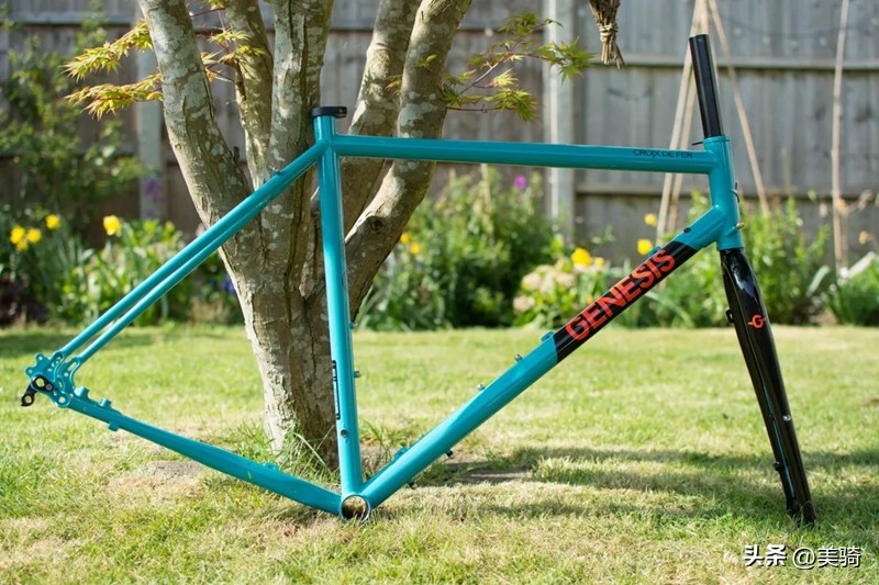 自行车车架材质类型设计_自行车车架结构_自行车零部件组成类型功能