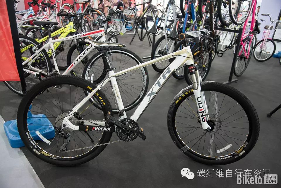 xc28前叉调节_前叉调节旋钮_前叉怎么调