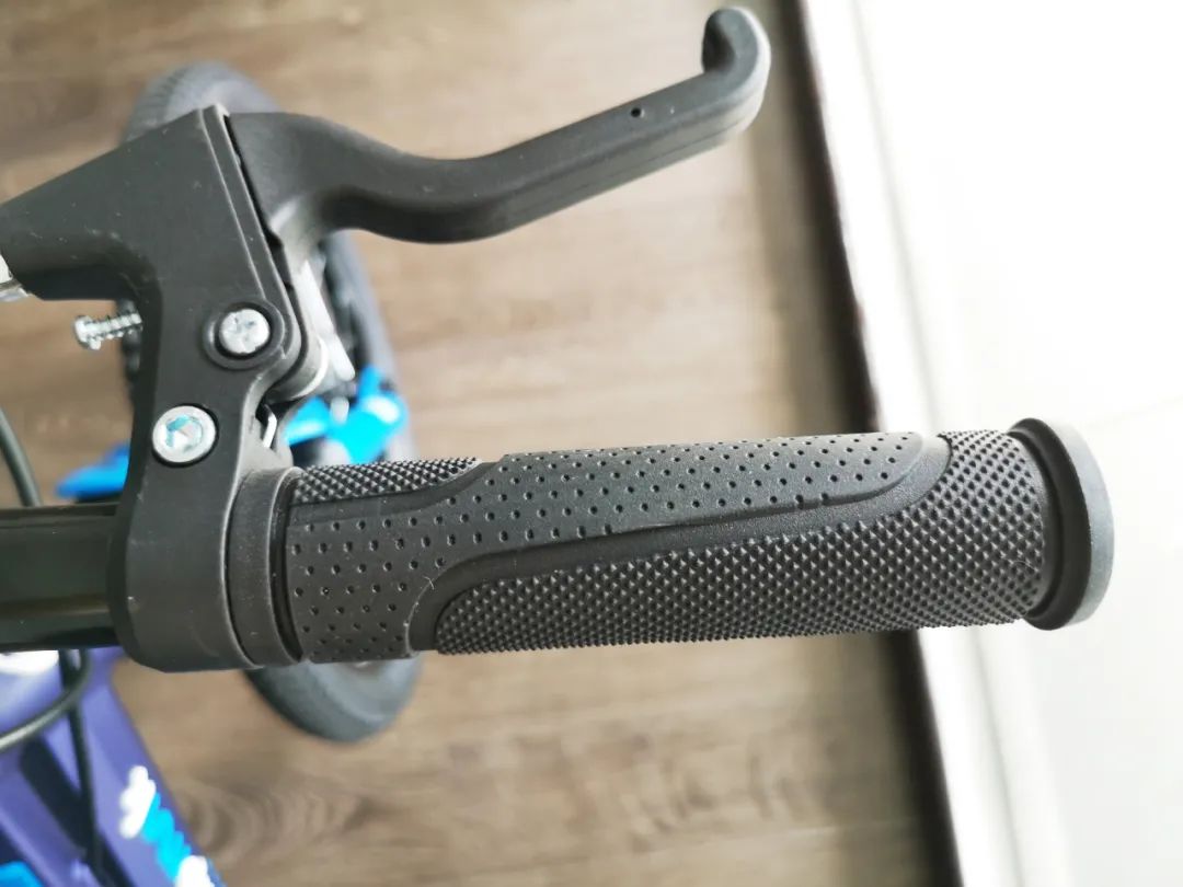 自行车花鼓尺寸表_自行车尺寸花鼓怎么安装_自行车花鼓尺寸