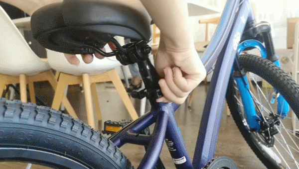 自行车花鼓尺寸表_自行车尺寸花鼓怎么安装_自行车花鼓尺寸