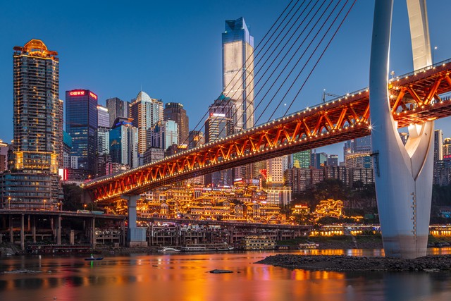 重庆新能源汽车人才培养_校企合作模式_全国大学生智能车竟赛