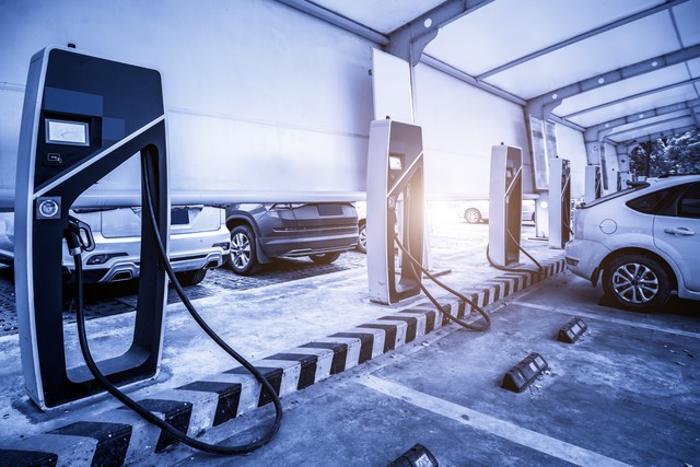 重庆新能源汽车人才培养_全国大学生智能车竟赛_校企合作模式