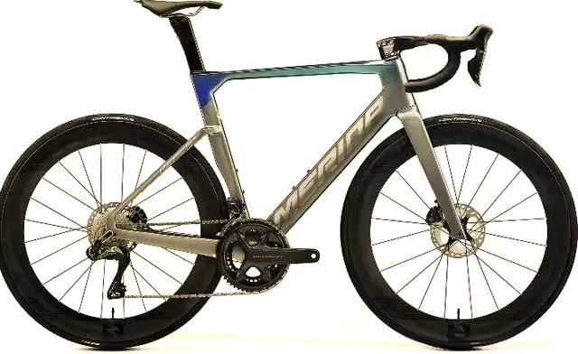 瑞克多系列2025年款全解读：为速度而生的顶级至入门车型推荐-有驾