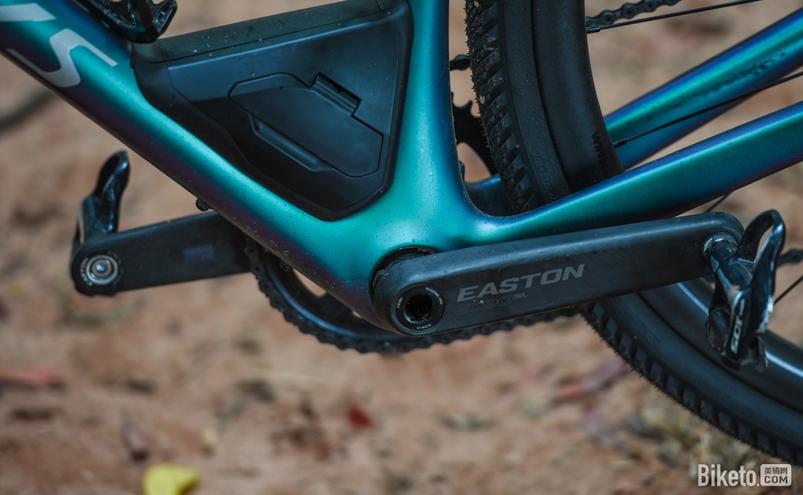 rockshox xc32_全地形公路车Gravel Bike S-Works Diverge Future Shock减震器渐进式弹簧_全地形公路车Gravel Bike S-Works Diverge涂装变色龙漆面工艺