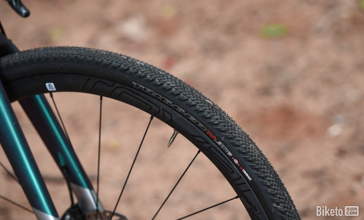 rockshox xc32_全地形公路车Gravel Bike S-Works Diverge涂装变色龙漆面工艺_全地形公路车Gravel Bike S-Works Diverge Future Shock减震器渐进式弹簧