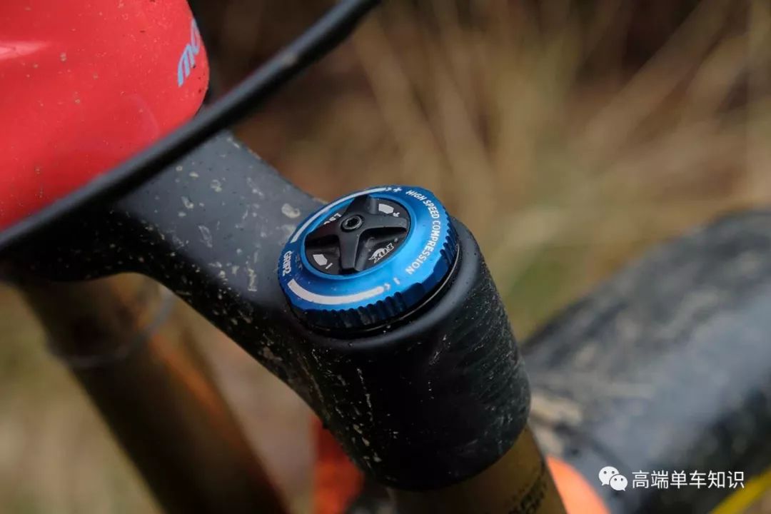 自行车前叉怎么调_自行车前叉怎么调节软硬_自行车前叉调整