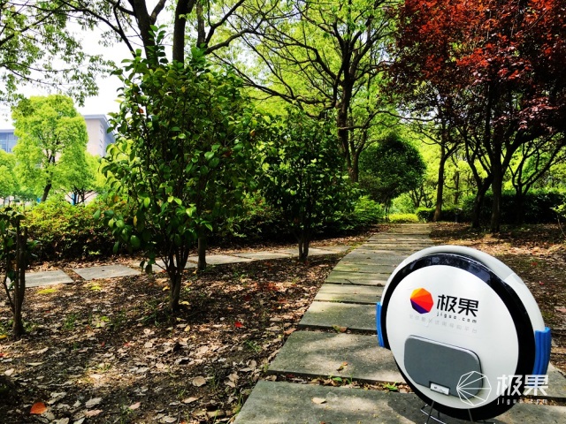 单轮平衡车使用体验_Ninebot One A1 平衡车_智能平衡车品牌