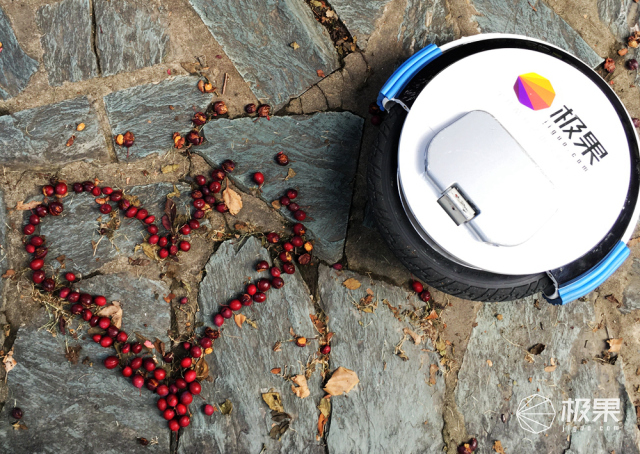 Ninebot One A1 平衡车_智能平衡车品牌_单轮平衡车使用体验