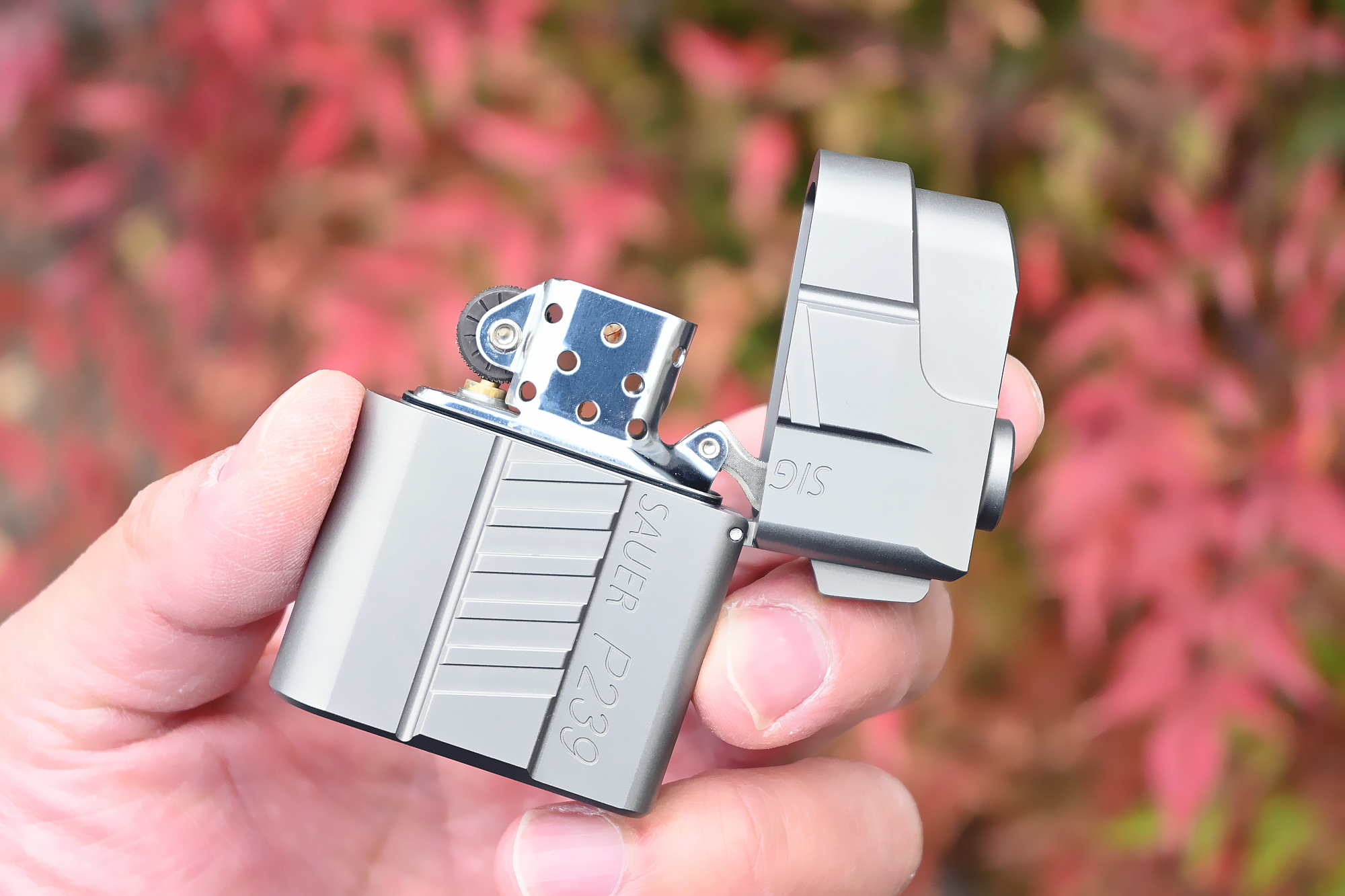 _ 钛合金ZIPPO打火机 _zippo加油能用多久