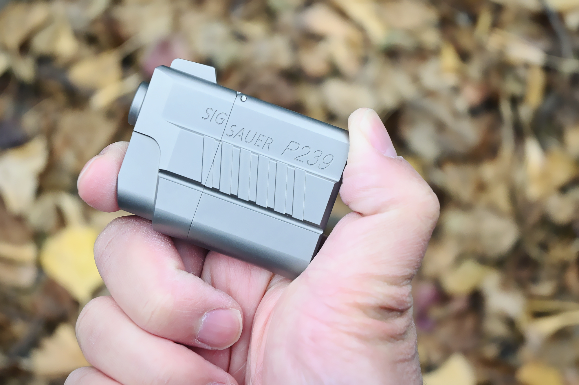 _ 钛合金ZIPPO打火机 _zippo加油能用多久