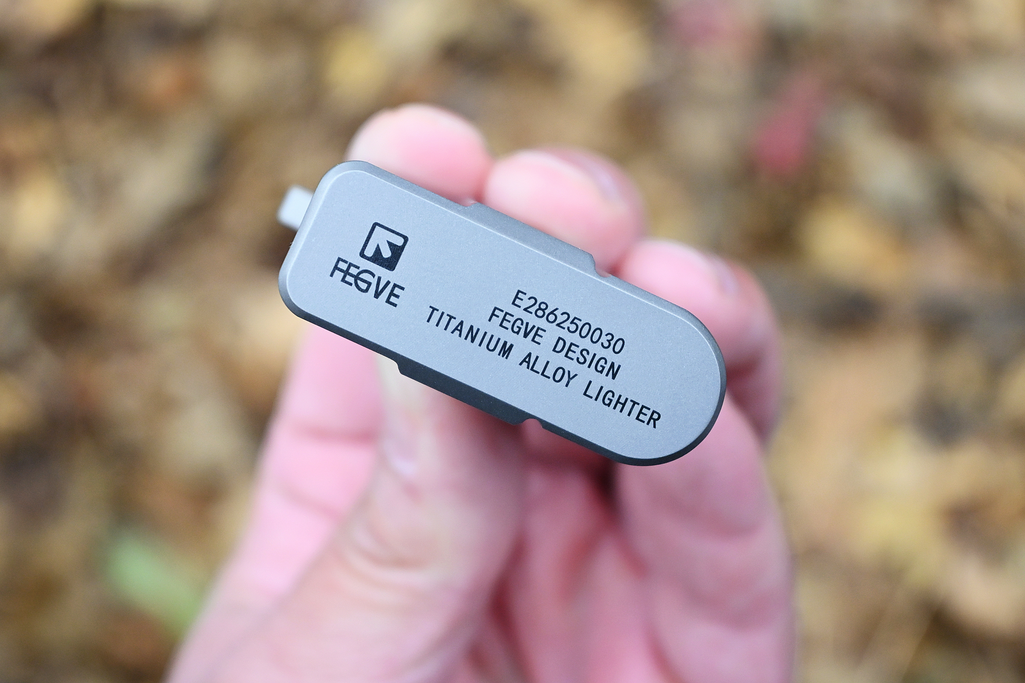 zippo加油能用多久__ 钛合金ZIPPO打火机