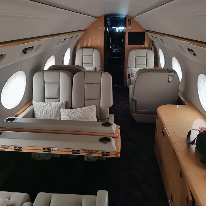  豪华公务机白菜价 _湾流G-450号公务机司法拍卖 _湾流450型公务机价格