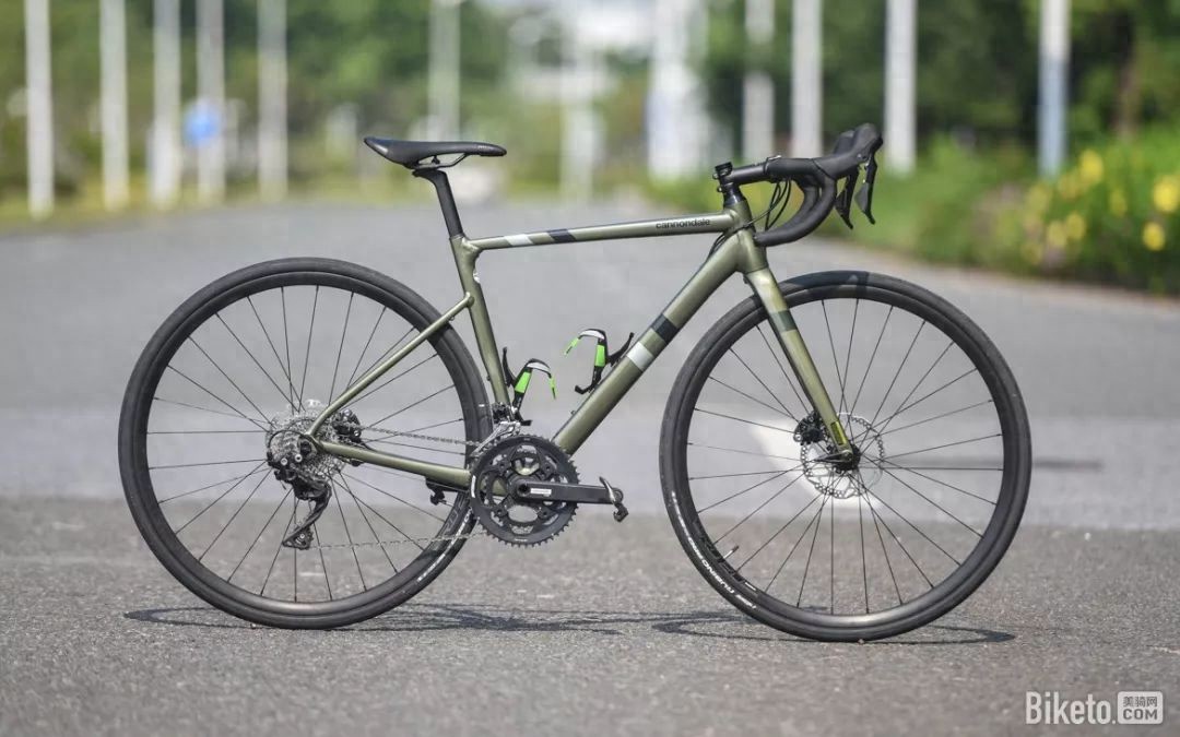 星空体育app官方下载 小编的私货：Cannondale CAAD13 Disc 105公路车评测
