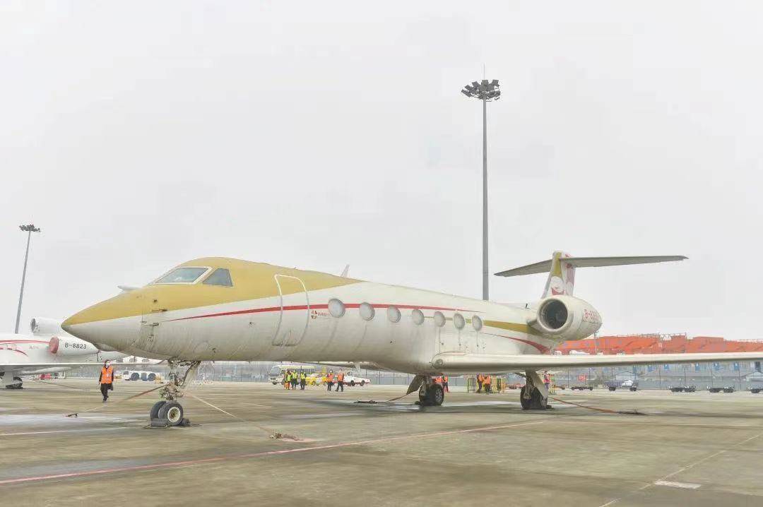 星空·综合体育官网入口 5亿豪华公务机遭拍卖背后：四川纵横航空公司的“进退”之路