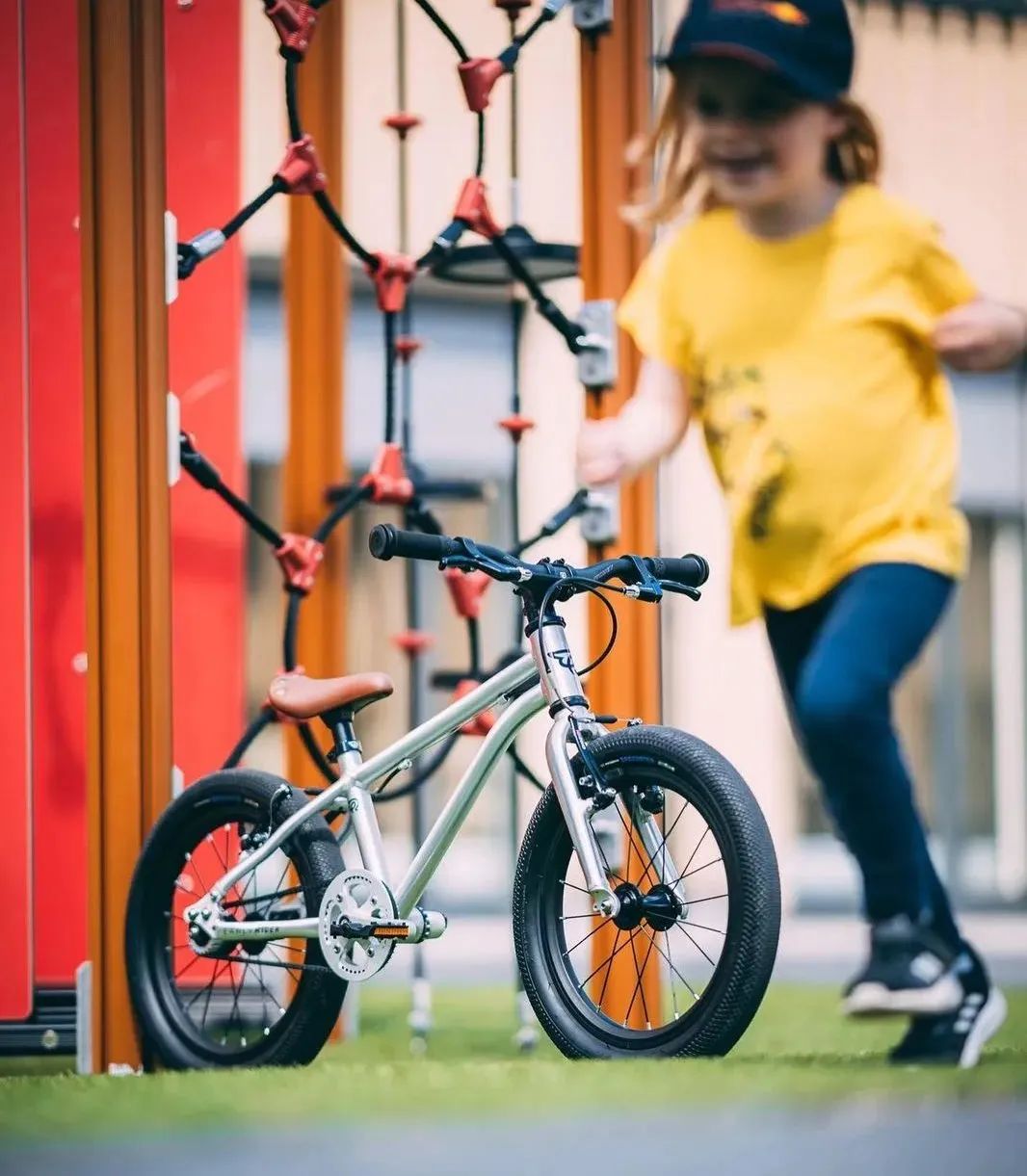 自行车儿童前叉怎么拆_儿童自行车前叉_自行车儿童前叉怎么装