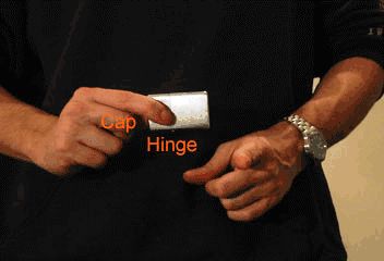 zippo用的人多吗_古银zippo用久了_用zippo点烟怎么了