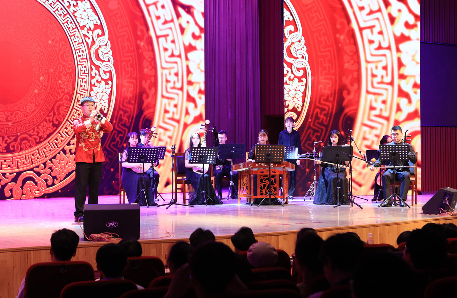 第十四届恩智浦杯智能汽车竞赛_12届恩智浦智能车大赛_全国大学生智能汽车竞赛