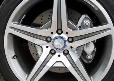 鼓刹装饰盘_盘刹和鼓刹哪个更安全_鼓刹刹车盘