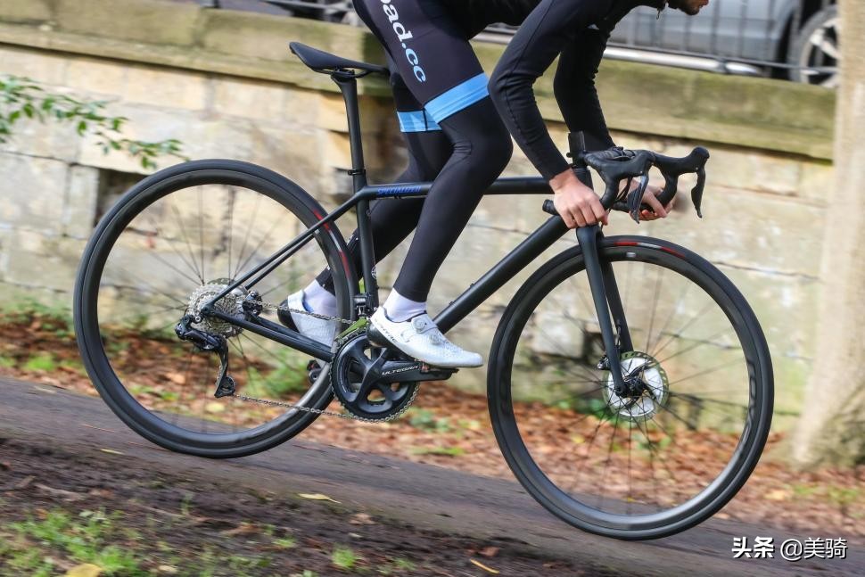 年度公路车评选_英国特色公路车_2025 cannondale evo