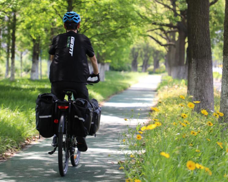 捷安特图片_捷安特途乐电动自行车_长续航助力骑行自行车
