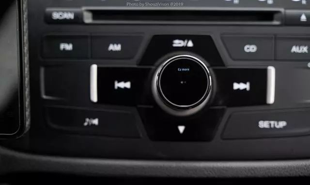 智能手势控制蓝牙快充_智能蓝牙gps定位车充_车内多设备快充解决方案