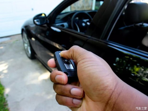 宝马车智能钥匙车系_宝马7系智能车钥匙_宝马的智能车钥匙