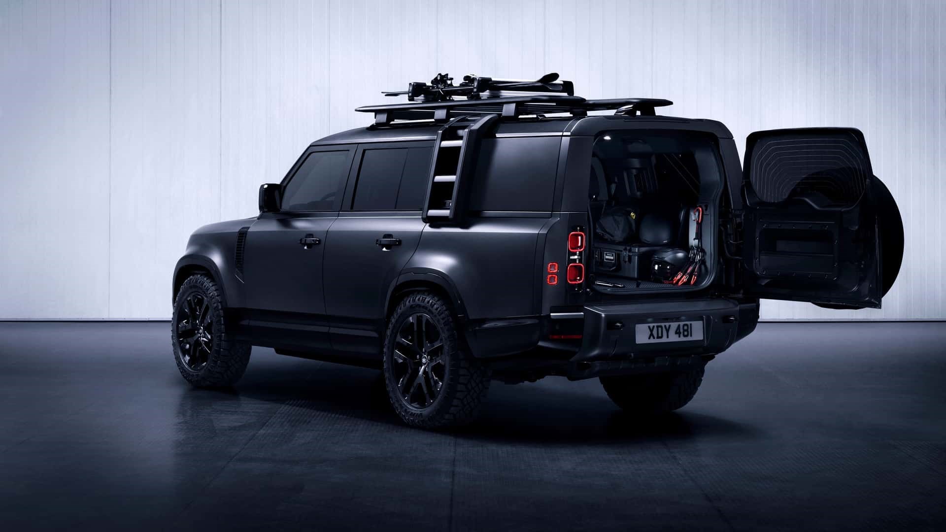 路虎卫士130 Outbound特别版_硬汉越野风格越野车_山地车路虎