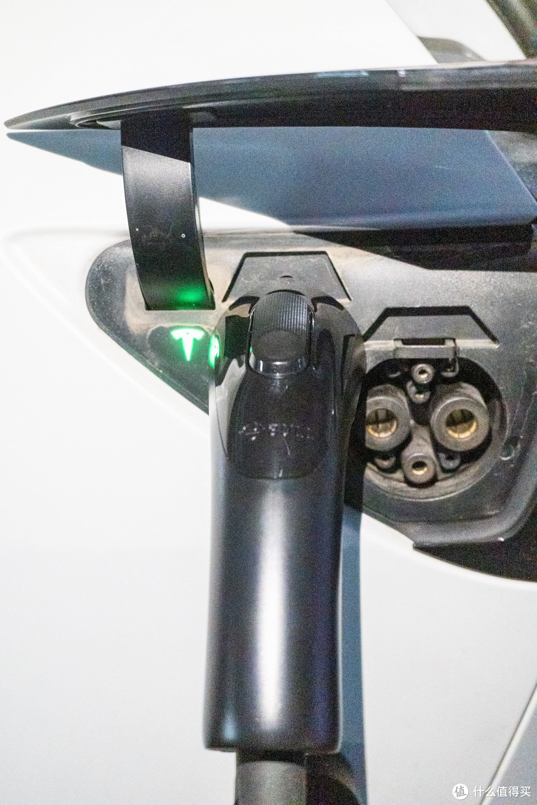 智能蓝牙gps定位车充_随车充缆上控制与保护装置_随车充模式2