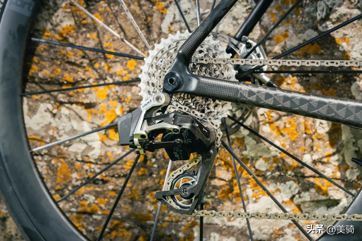 自行车飞轮工作原理_山地车换个塔基多少钱_山地车公路车飞轮齿比选择