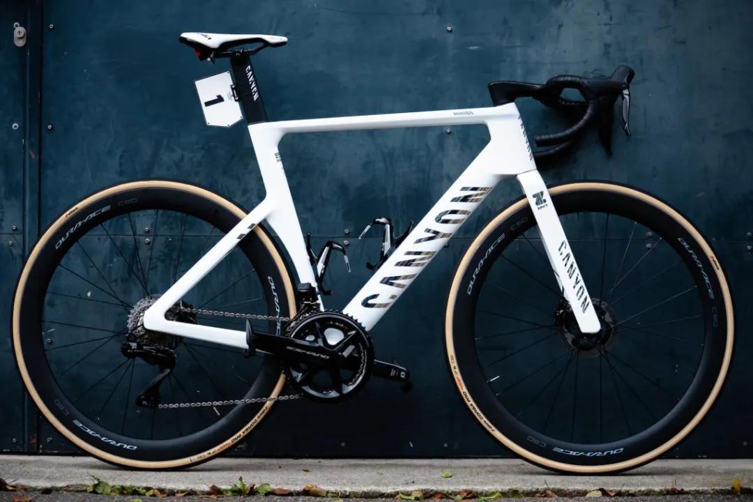 cannondale 2025_国际自行车联盟世界锦标赛_UCI自行车涂装技术