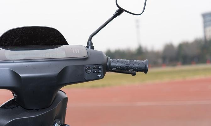 电动车鼓刹图片_电动车刹车技巧_电动车碟刹鼓刹区别