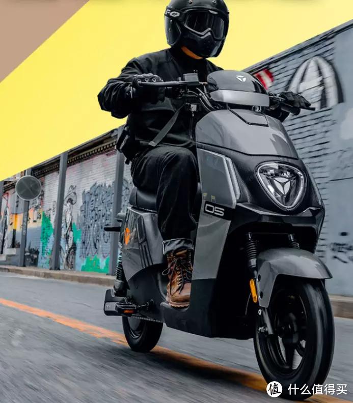 博世电机和雅迪电机哪个好_绿源K5电动车选购_新国标电动车参数对比