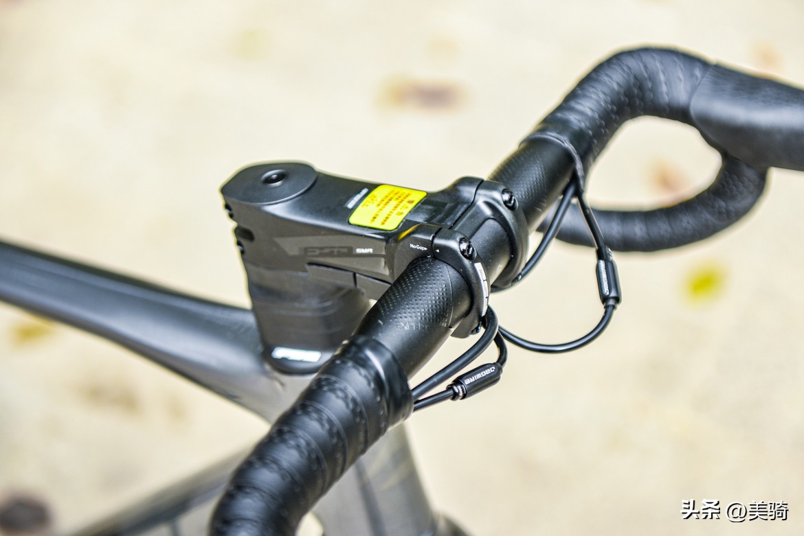 美利达斯特拉第五代碳纤维公路车_美利达车架号几位_美利达斯特拉CARBON性价比评测