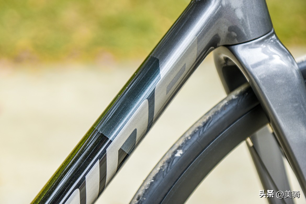 美利达斯特拉CARBON性价比评测_美利达车架号几位_美利达斯特拉第五代碳纤维公路车