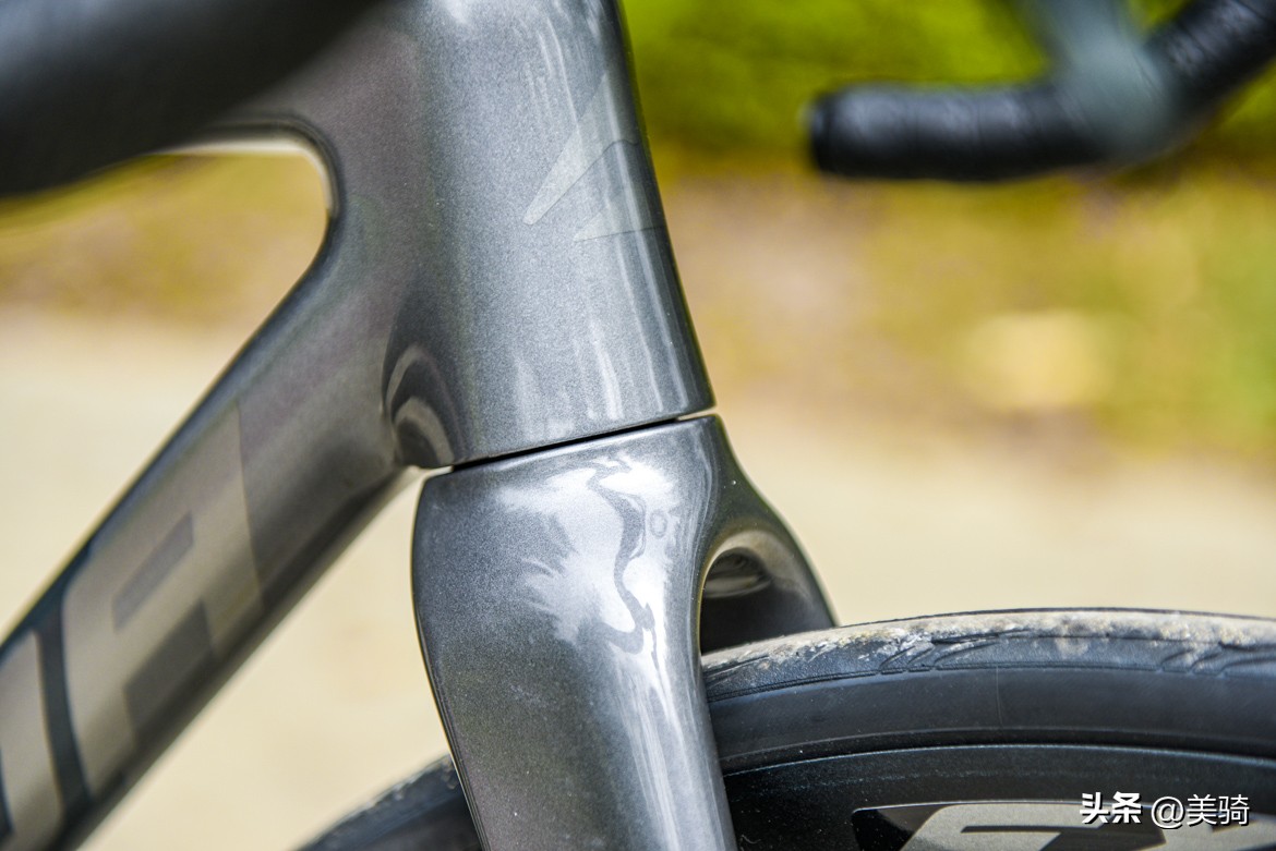 美利达斯特拉第五代碳纤维公路车_美利达斯特拉CARBON性价比评测_美利达车架号几位