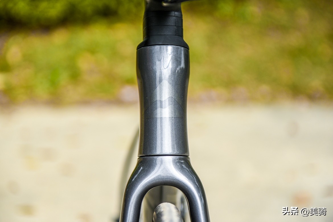 美利达车架号几位_美利达斯特拉CARBON性价比评测_美利达斯特拉第五代碳纤维公路车