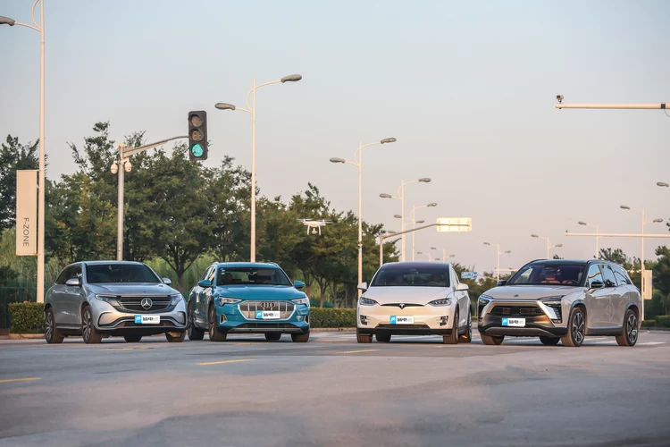 智能汽车与传统汽车区别_智能汽车定义_智能车需求分析报告