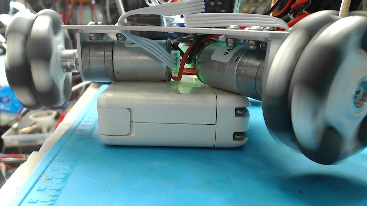 智能车速度编码器工作原理_编码盘磁极分布霍尔传感器_MicroPython读取电机转速编码器原理