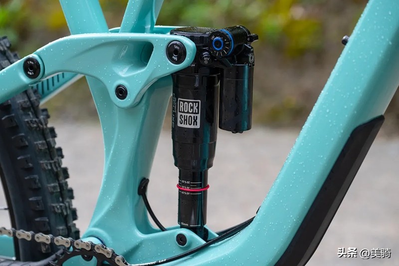 自行车车架材质类型设计_山地车油簧叉推荐_自行车零部件组成类型功能