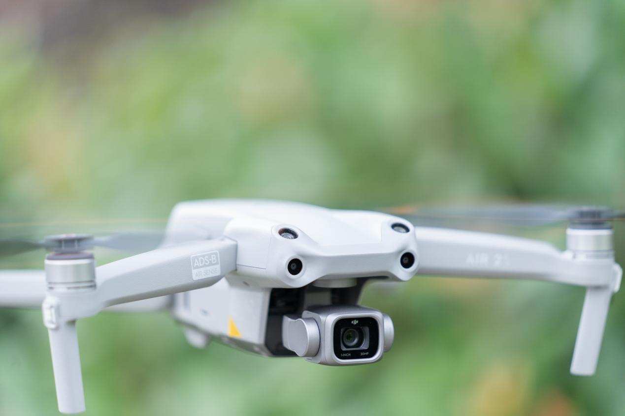 大疆Air2S 1英寸CMOS无人机_mavic air 全景_大疆Air2S折叠便携无人机评测