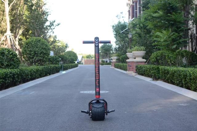 独轮智能平衡车_平衡智能车独轮车价格_独轮平衡车如何控制