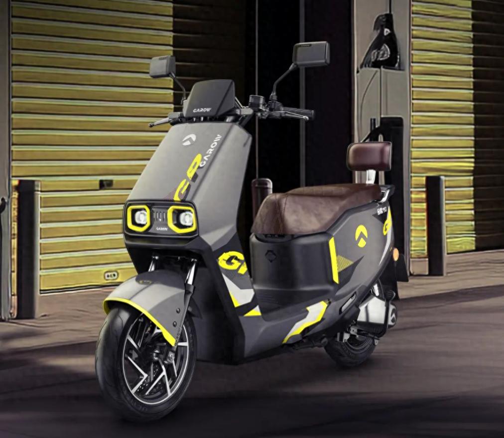 星空·综合体育官网入口 金箭推出“高续航”电动车，极速80码，72V45AH电池，续航400里