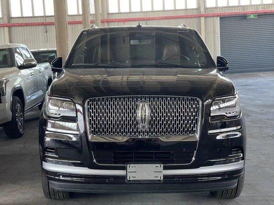 星空体育app下载入口 23款林肯领航员总统加长版天津港123万
