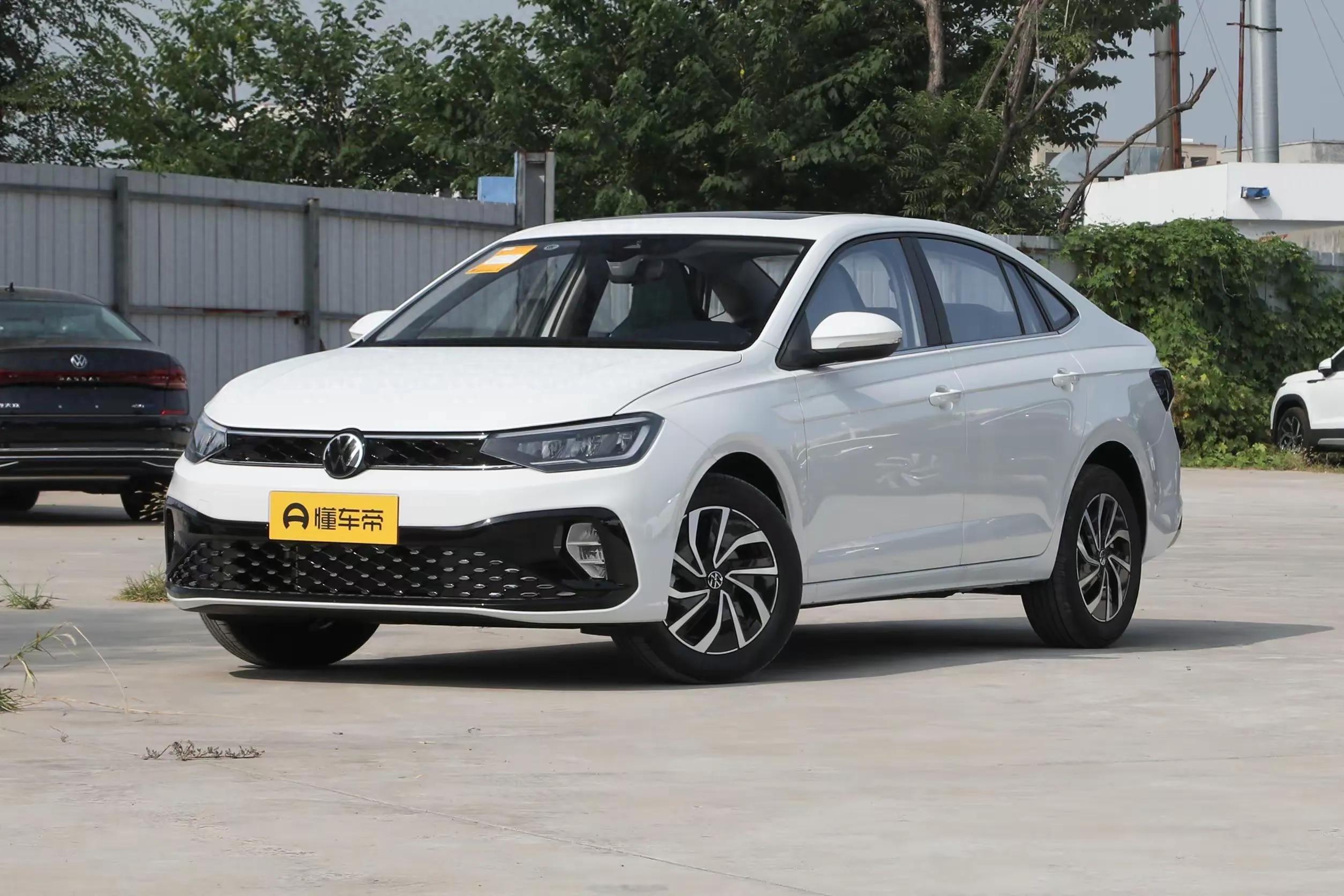 星空·综合体育官网入口 全新升级！大众朗逸新锐到店，后鼓刹变碟刹，起售价仅7.999万元