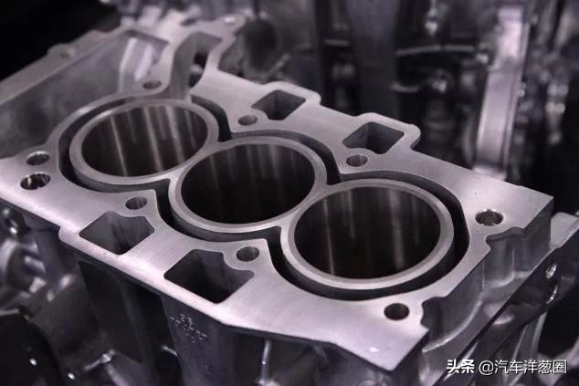 星空综合体育app下载 既然三缸发动机抖的这么厉害，车企为什么不改做两缸发动机？