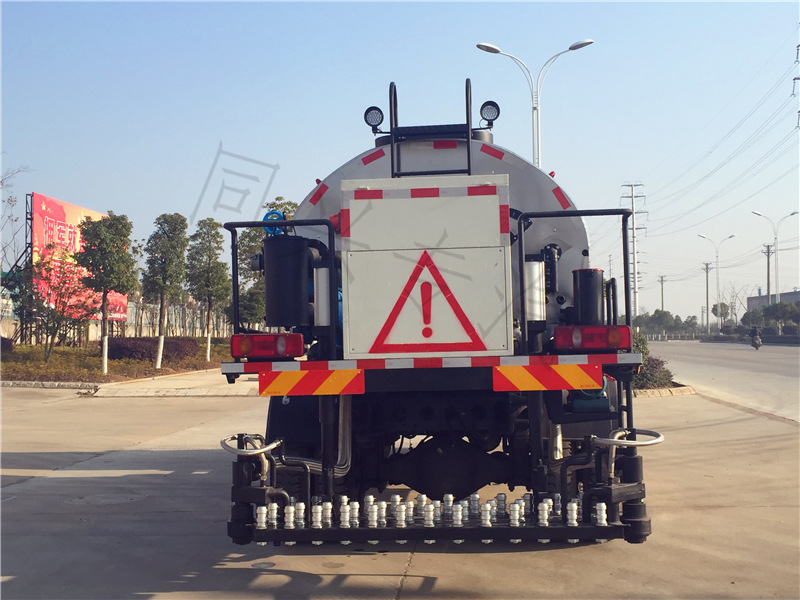 8立方全智能沥青洒布车新配置,沥青洒布车全新智能控制系统