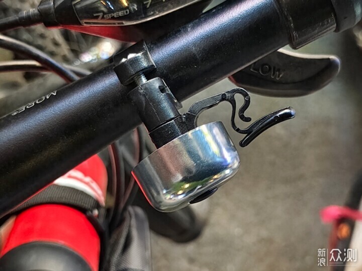 自由骑行来记录新手第一款变速自行车的细节_新浪众测