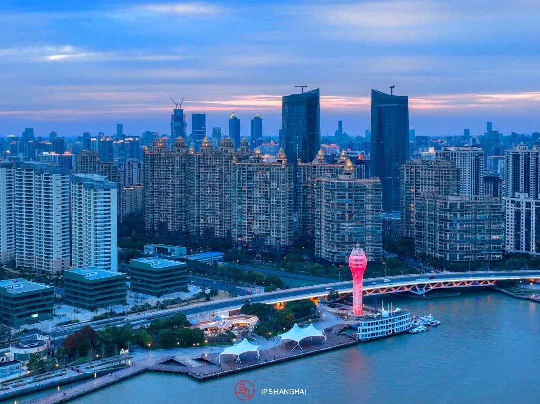 黄浦江滨江艺术改造_浦东滨江自行车道_徐汇滨江艺术体验