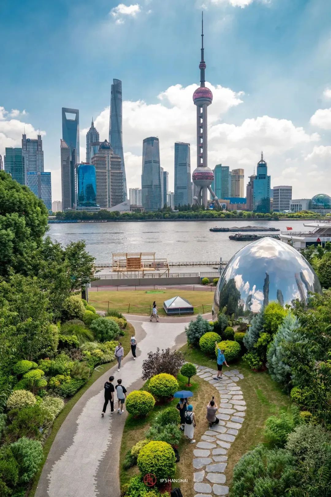 徐汇滨江艺术体验_浦东滨江自行车道_黄浦江滨江艺术改造