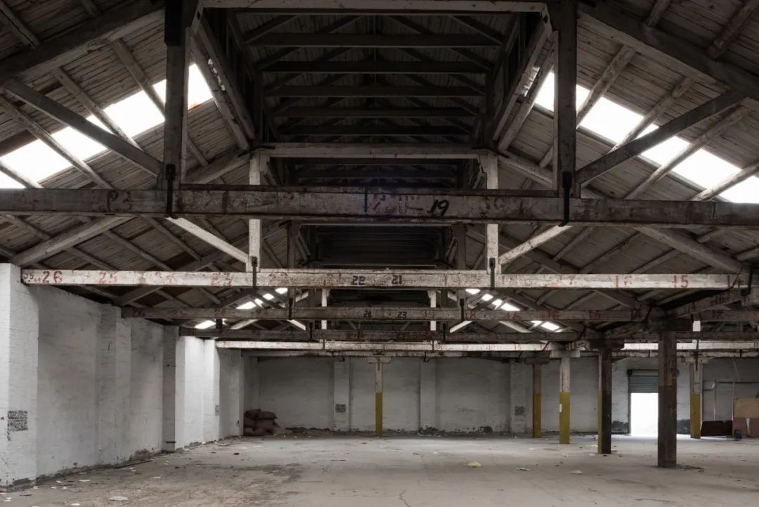 浦东滨江工业遗产_浦东滨江自行车道_上海工业遗产改造案例